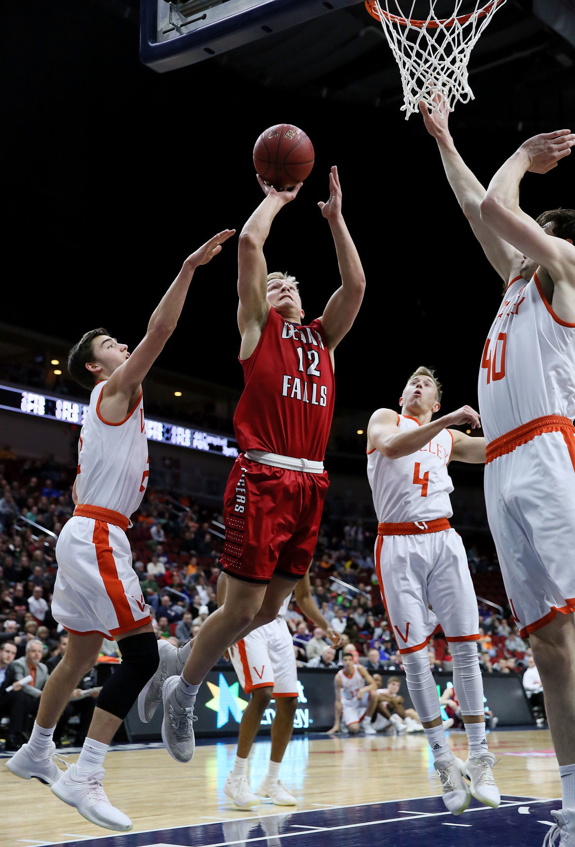 030818QCT-Cedar-Falls-Valley-bball-3